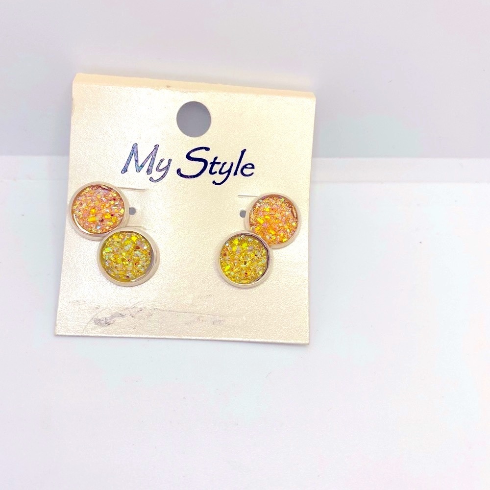 EARRINGS DRUZZY LIGHT PINK & YELLOW! PIERCED! BOTH